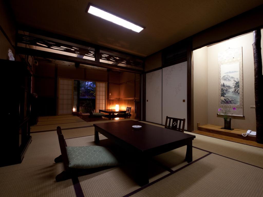 Hatago Kounokura Yufu Buitenkant foto